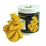Dievčatko s kvietkami Figúrky Figúrky