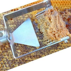 Odviečkovacia vidlička s vodiacim britom, drevená rukoväť, BEE Medobranie Medobranie